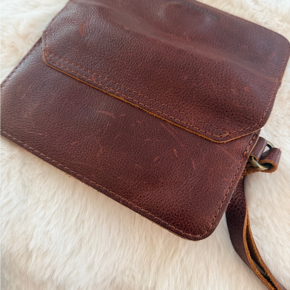 Portland Leather Rich Brown Clutch - Picture 3 of 7